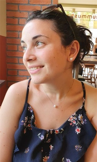 Nata a Macerata, Giada Fratini si laurea in Mediazione linguistica all’Università di Bologna e si specializza in Filologia moderna (Università per Stranieri di Perugia e Università di Pola)...