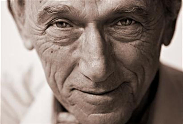 Theodor Kallifatides